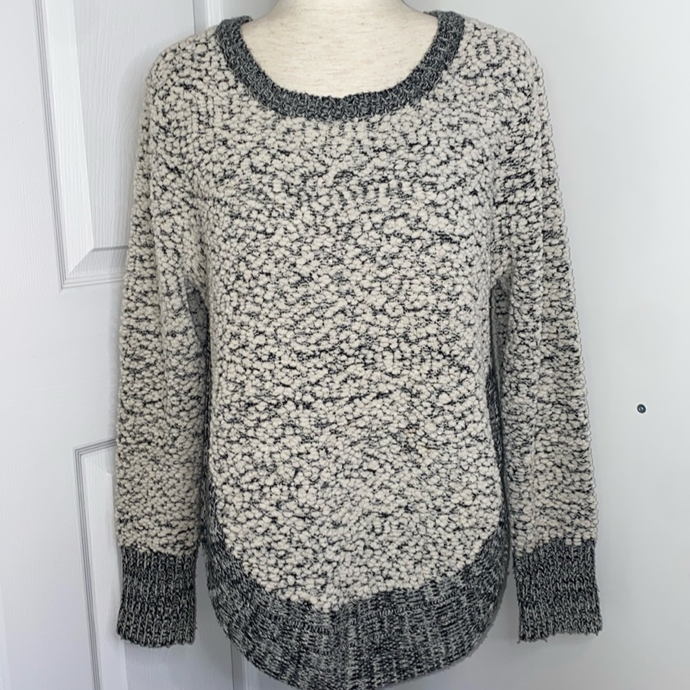 Hippie Love Sweater Size M